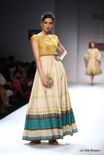 Model walk the ramp for Virtues Show at Wills Lifestyle India Fashion Week 2012 day 5 on 10th Oct 2012 (186).JPG